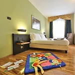 Western Piemontese 3*