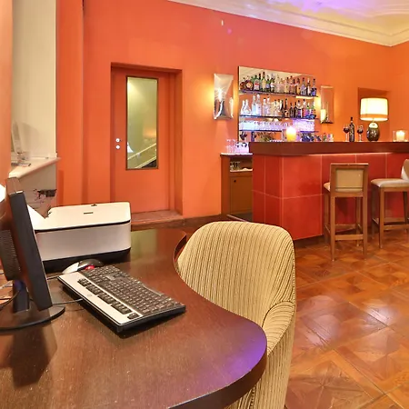 Отель Western Piemontese 3*