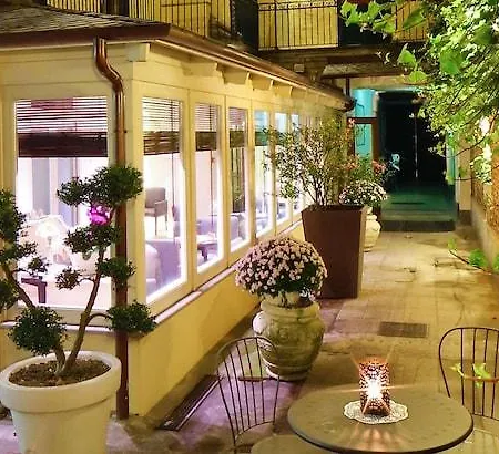 Western Piemontese Отель 3*