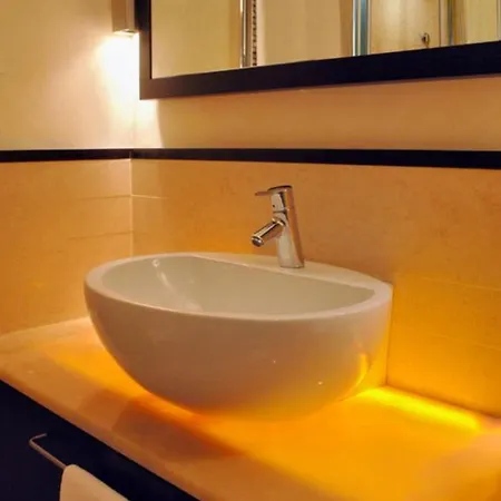 Western Piemontese Hotel